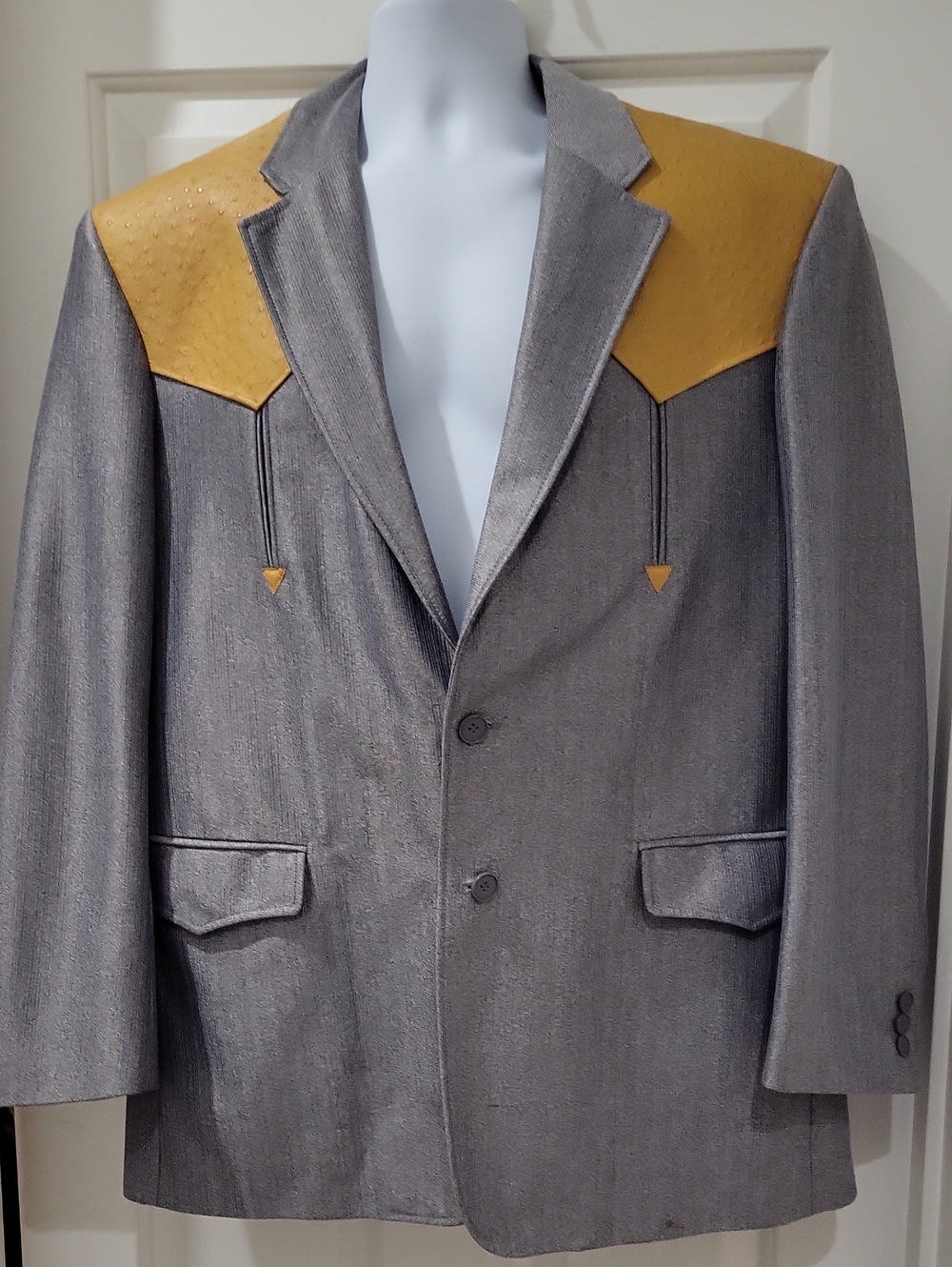 Mens Vintage Western Gray Blazer with Mustard Shoulder Accents 46/38